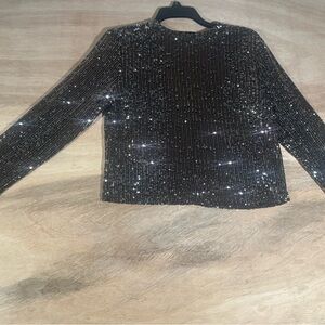 Versona Black and Gold Sequin Top Size M